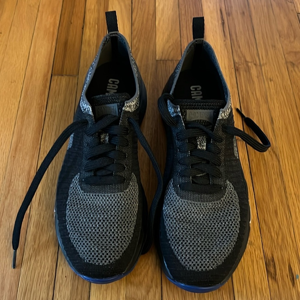 Camper tennis shoes